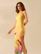 CAJUNI Vestido Listrado Azul com Estampa Tropical de Plantas e Papagaio, Estilo Boho, Sem Mangas e Costas Abertas, Vestido de Praia Casual de Verão