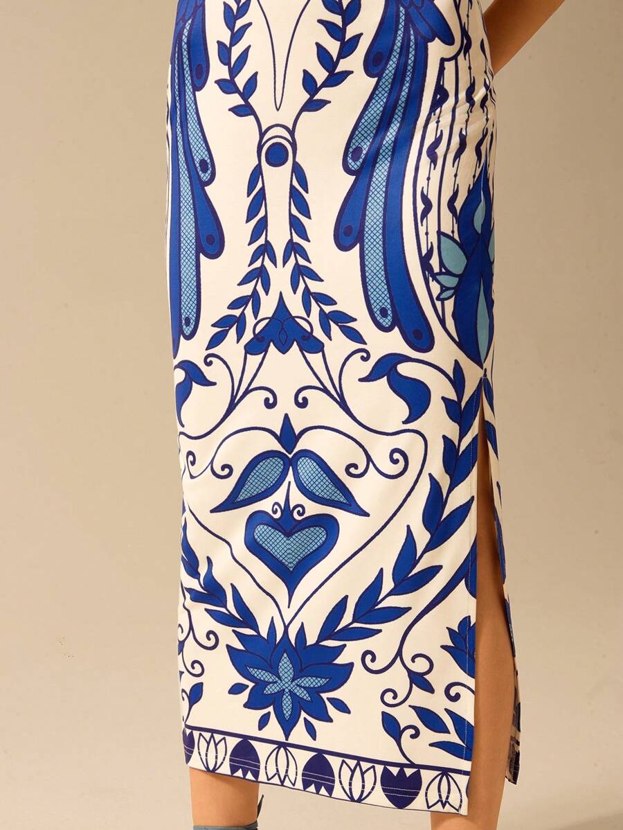 CAJUNI Vestido Listrado Azul com Estampa Tropical de Plantas e Papagaio, Estilo Boho, Sem Mangas e Costas Abertas, Vestido de Praia Casual de Verão