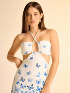 CAJUNI Vestido Longo Boêmio Azul Degradê com Estampa de Borboleta, Decote em Halter, Cordão na Cintura, Aberto, Modelo A, para Praia e Verão